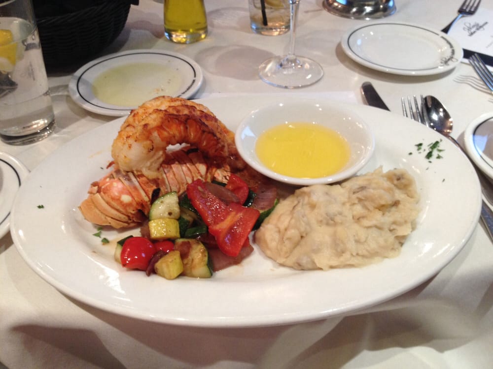 Johnny’s Italian Steakhouse 27 Photos Bars Eau Claire, WI