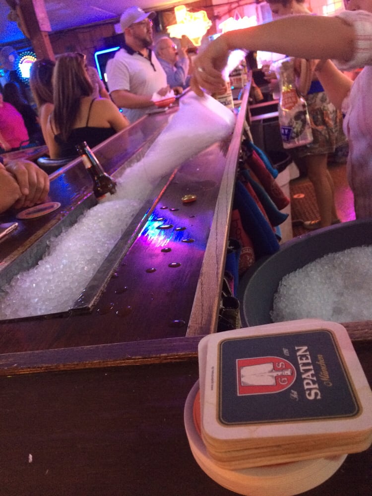 CHunt’s Icehouse 23 Photos Dive Bars 9611 McNeil Rd Austin, TX