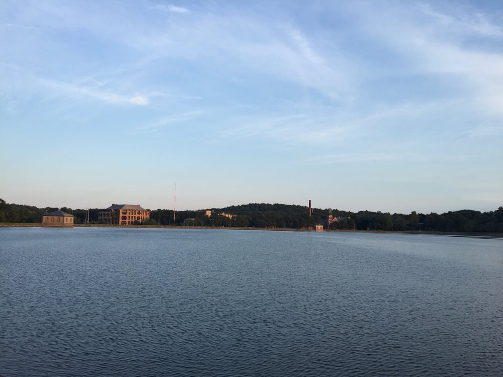 Chestnut Hill Reservoir 28 Photos Parks Brookline, MA Reviews