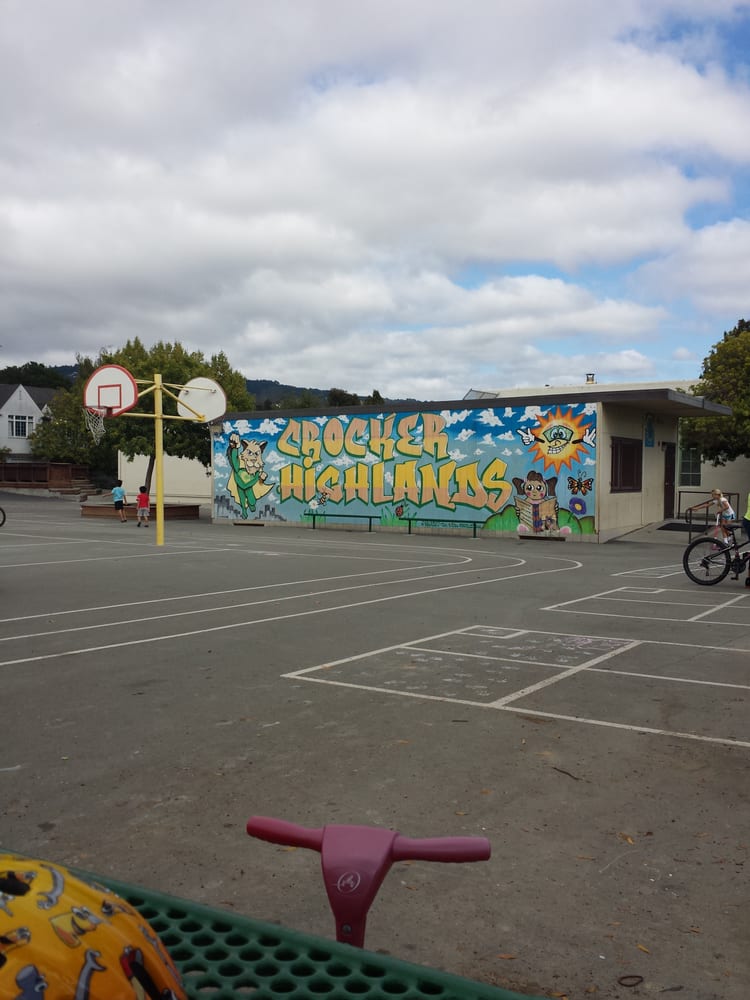 Crocker Highlands Elementary School Elementary Schools Lower Hills