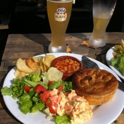 Hot Pie "Chicken Curry".