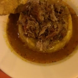 Mofongos Comida Caribena logo