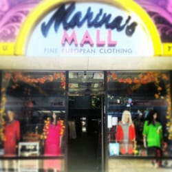 Crowd Swarms Ave U Clothing Store - Sheepshead Bay News Site