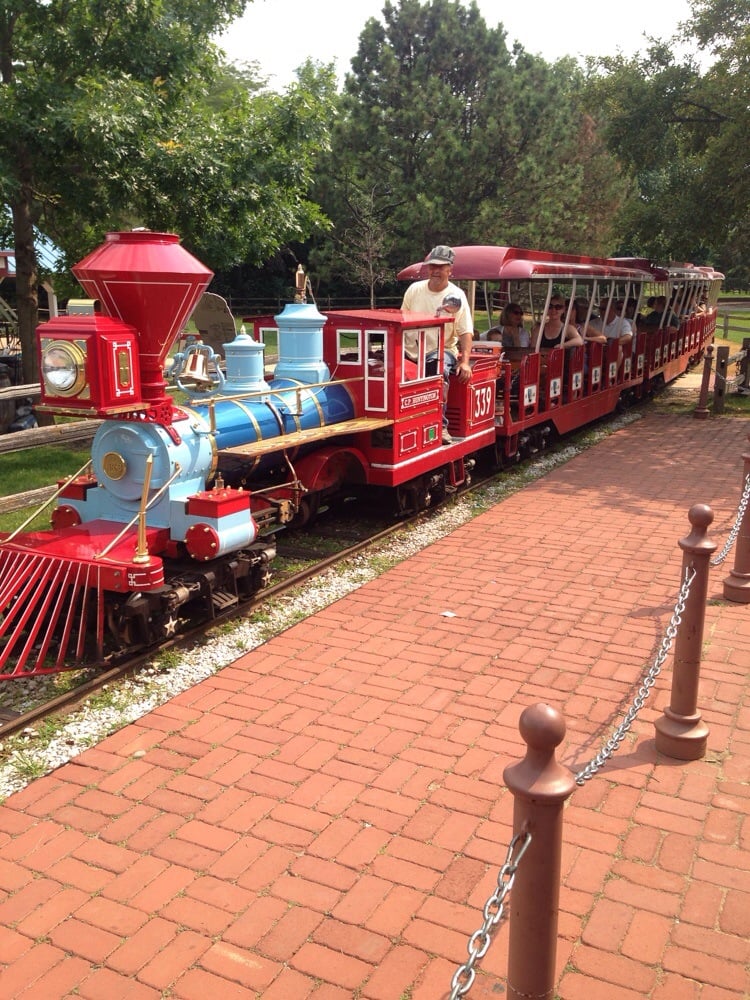 Blackberry Farm Historical Village Parks Aurora, IL Yelp