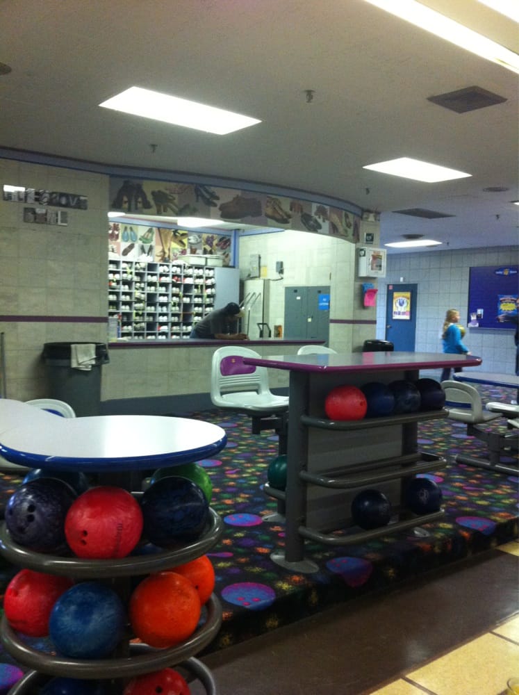 Elk Grove Bowl 13 Photos Bowling Elk Grove Village, IL Reviews