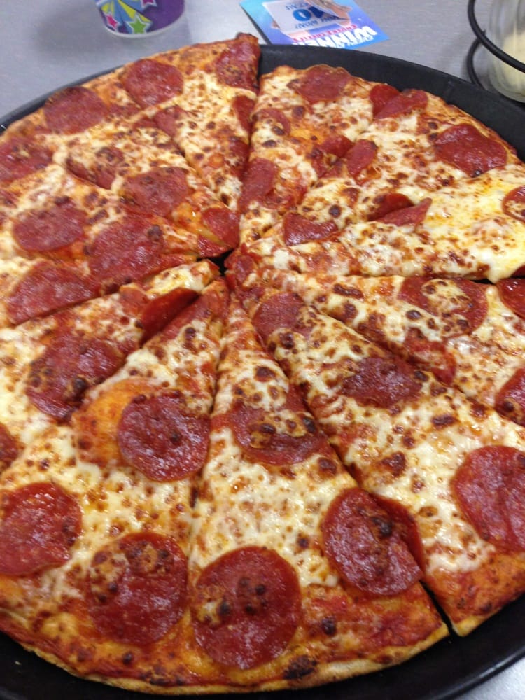 Chuck E. Cheese’s 18 Photos Pizza Palm Desert, CA, United States
