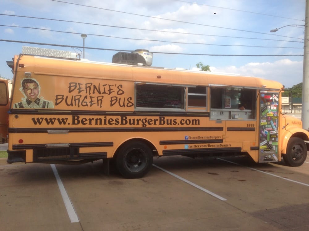 HEB Food Truck Lot 24 Photos Food Trucks Montrose Houston, TX