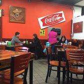 L' Patron Tacos - Chicago, IL, United States. Dining area