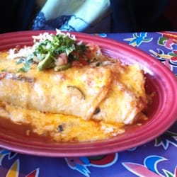 Mama's Mexican Kitchen logo