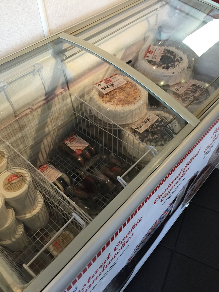 Freddy’s Frozen Custard & Steakburgers Ice Cream & Frozen Yogurt