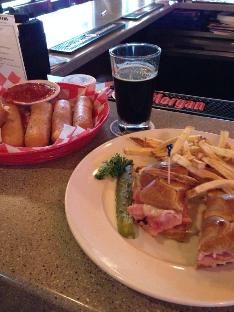 Dukes Bar & Grille 22 Photos Bars Hershey, PA Reviews Yelp