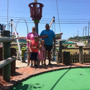 Pirates island mini golf coupons