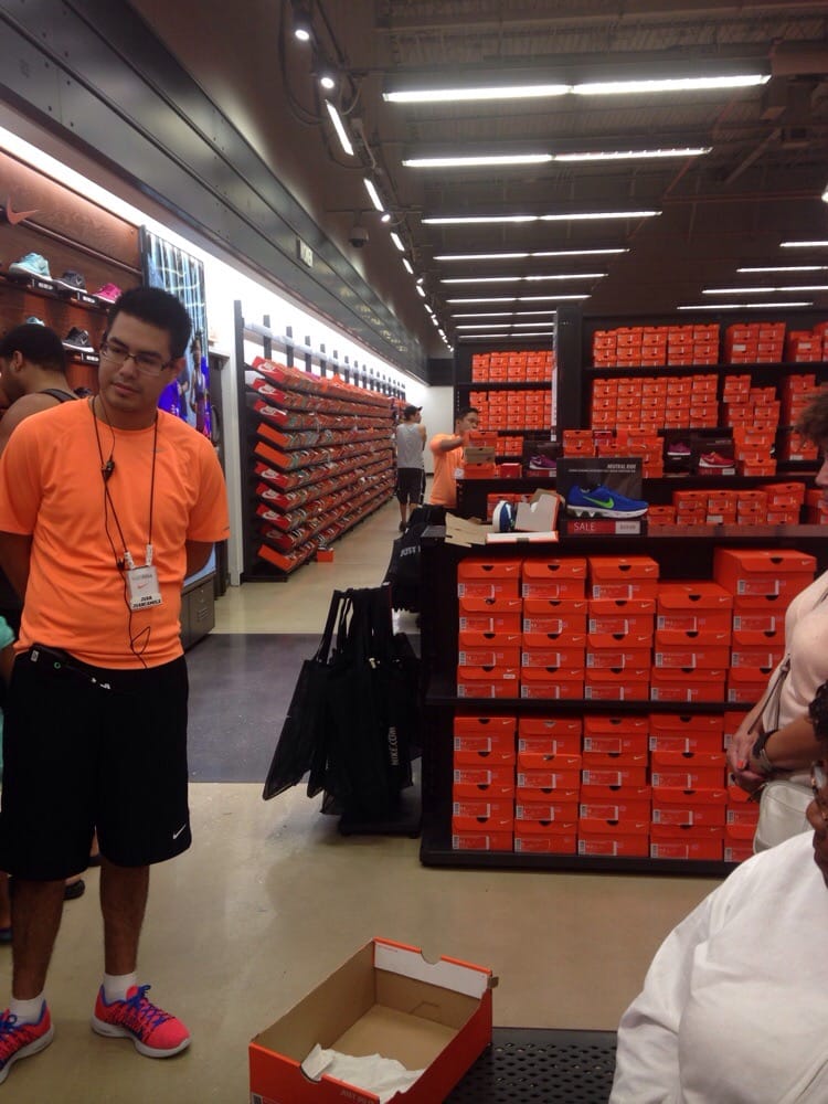 Nike Factory Outlet Store - Shoe Stores - International Drive / I-Drive - Orlando, FL - Reviews ...