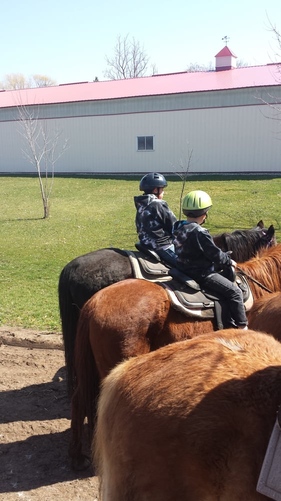 Red Ridge Ranch Riding Stables Horseback Riding Mauston, WI