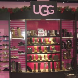 Reyers Shoe Store - Widths Gone Wild