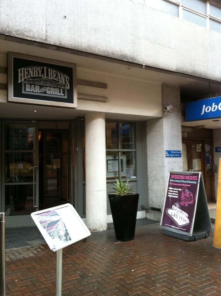 Henry J Beans Bar & Grill CLOSED American (Traditional) London