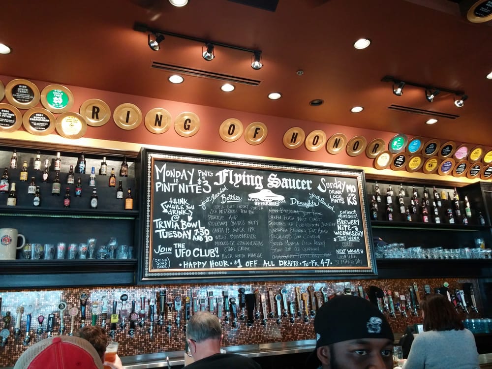 Flying Saucer Draught Emporium 123 Photos Pubs Central Business