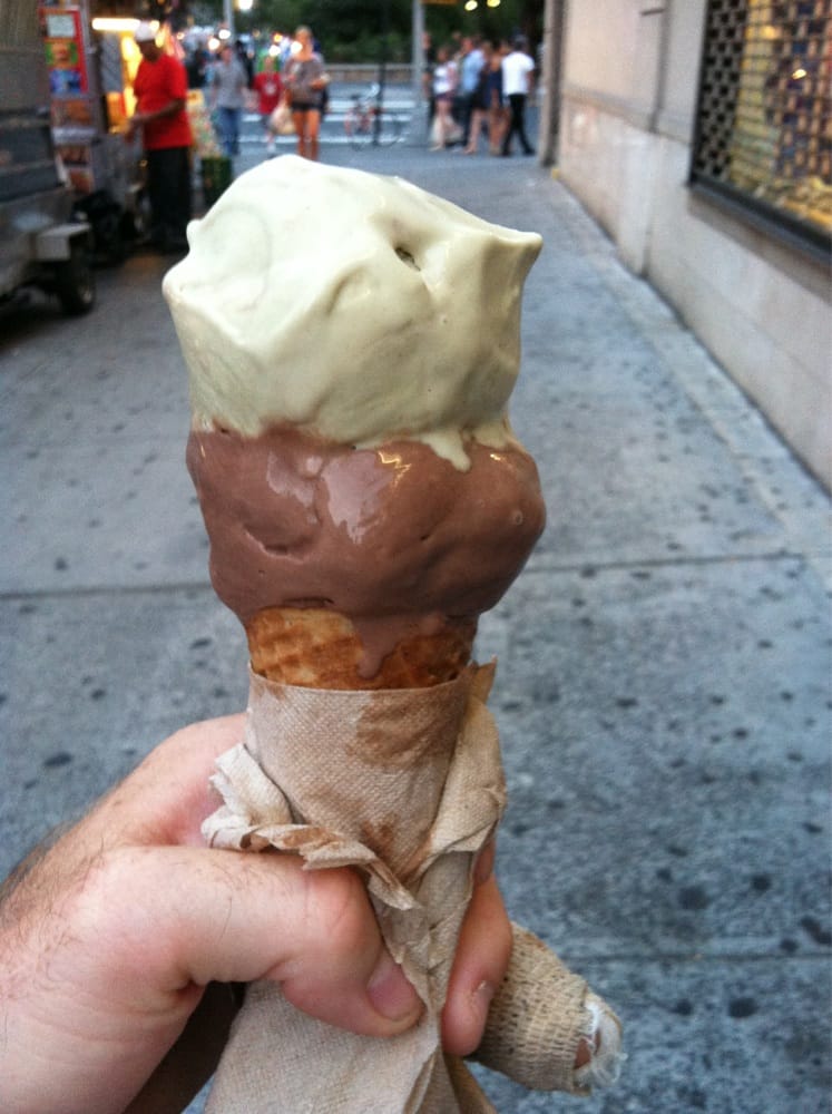 Van Leeuwen Ice Cream Truck Ice Cream & Frozen Yogurt Union Square