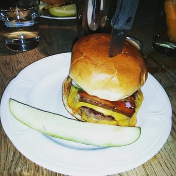 Au Cheval - Chicago, IL, United States. Deliciousness