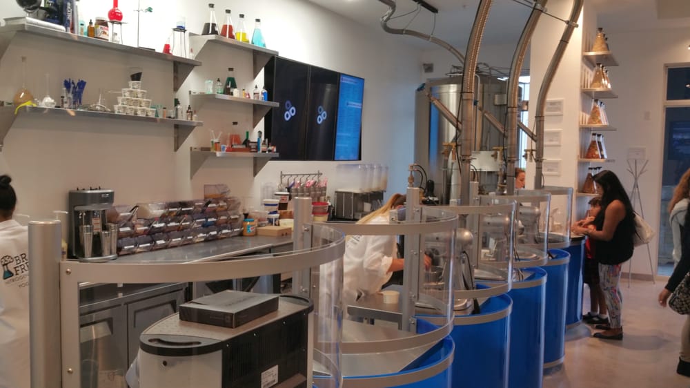 Photos for Brain Freeze Nitrogen Ice Cream and Yogurt Lab ...