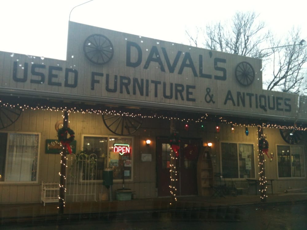 Daval’s Used Furniture & Antiques Furniture Stores 2084 W M 43 Hwy