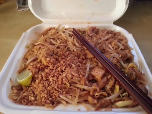 Thai Nouilles & Sushi