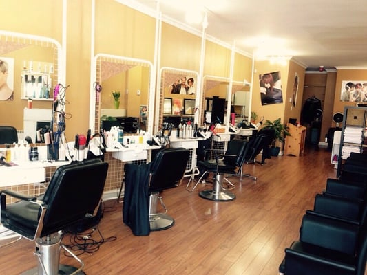 Salon Chez Elaine