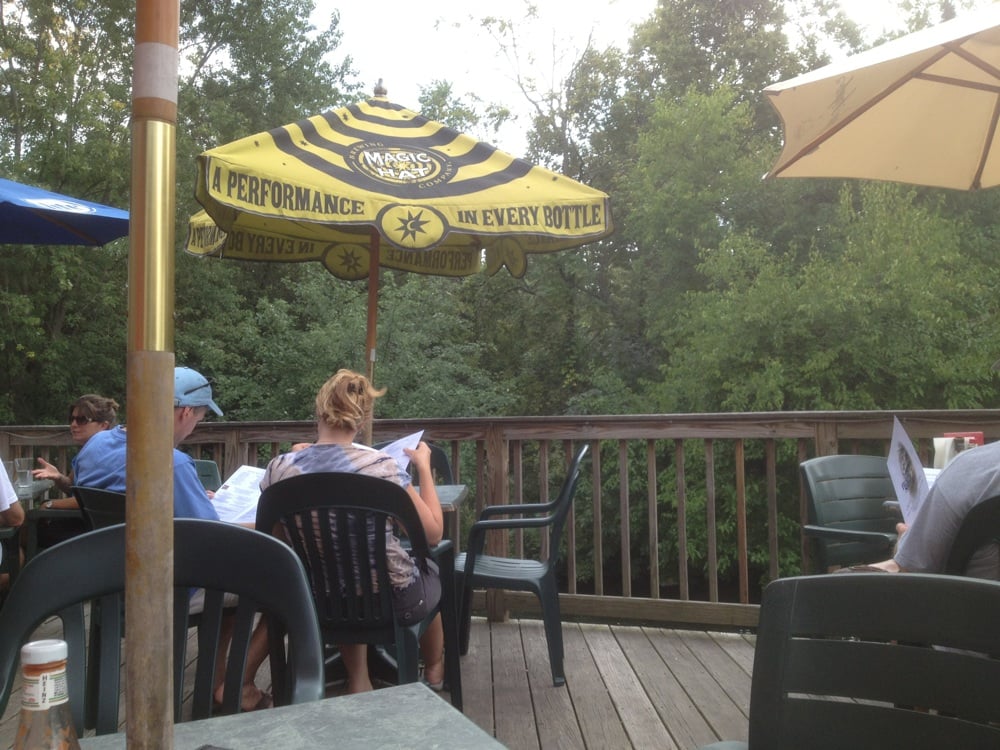 Fitzwater Station 12 Photos Dive Bars Phoenixville, PA Reviews