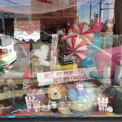 Miranda lambert clothing store