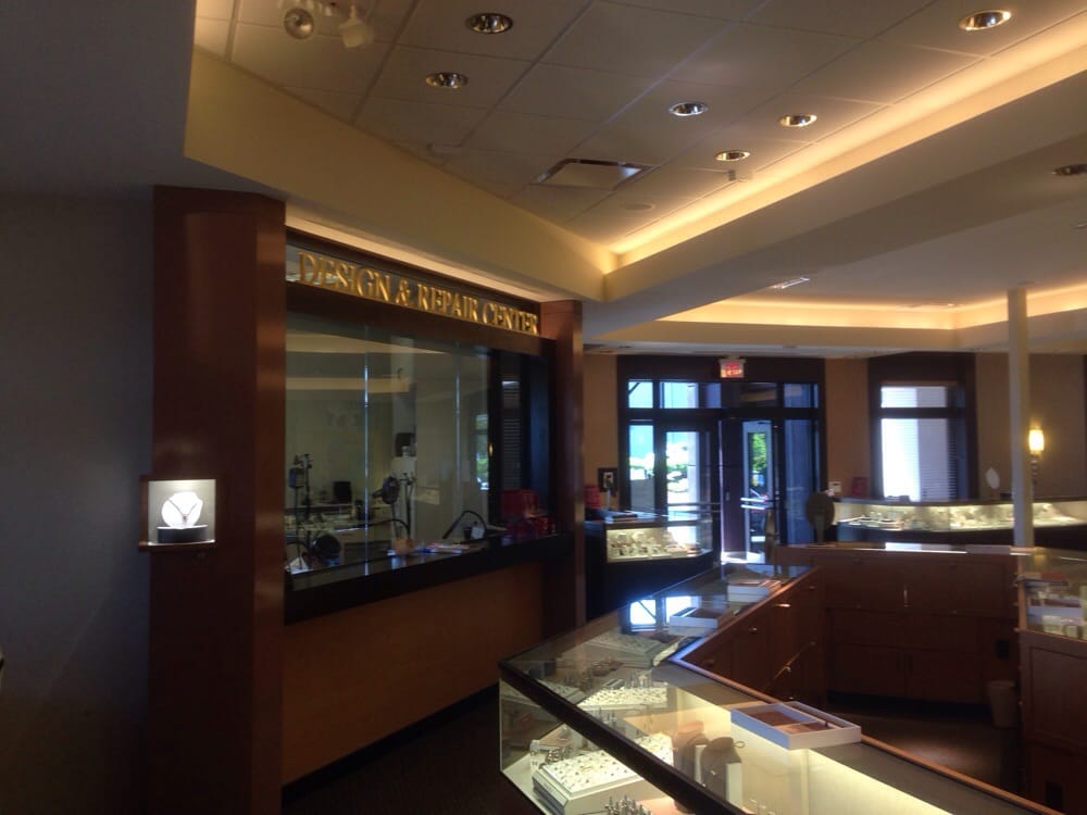 Jared Galleria of Jewelry Jewelry 2501 S 38th St WA