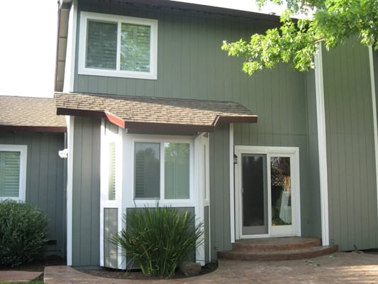 Sherwin Williams Superpaint / Body - Link Grey, Trim - Superwhite ... Sherwin Williams Superpaint / Body - Link Grey, Trim - Superwhite ...