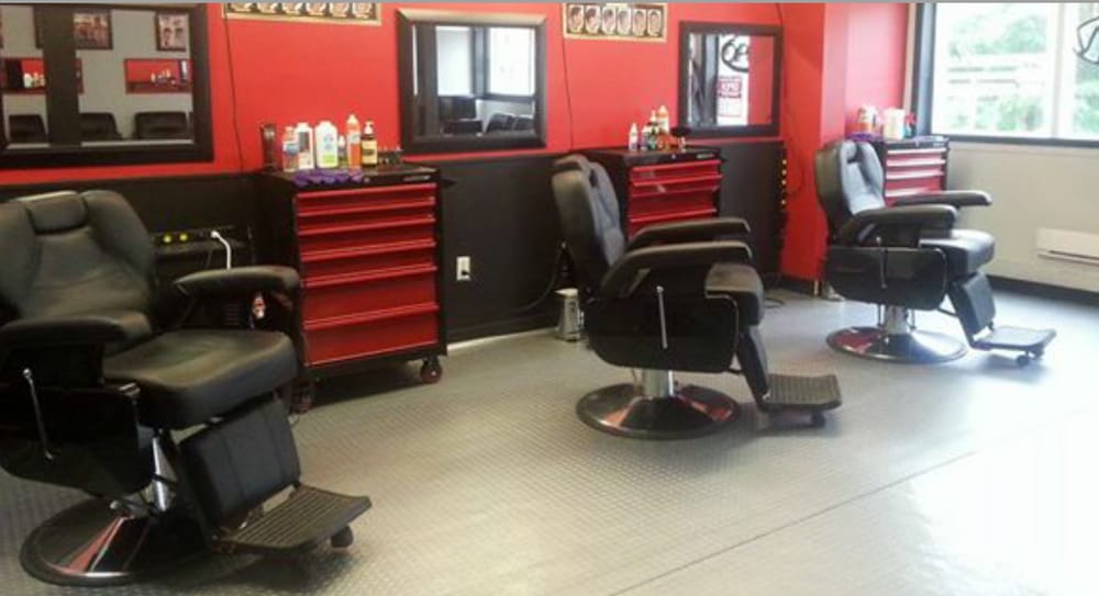 Upper Cutz Barber Shop Barbers West End Halifax, NS Reviews