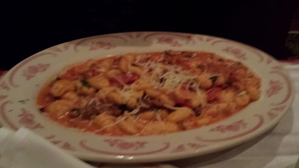 Maggiano’s Little Italy 125 Photos Italian Schaumburg, IL