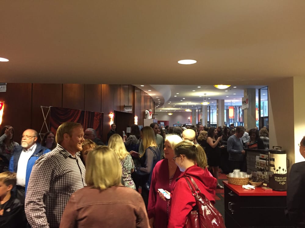 Keller Auditorium 38 Photos Music Venues Southwest Portland