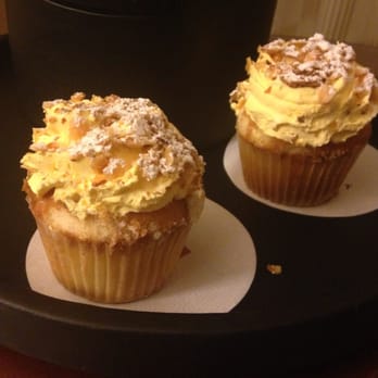 Dick S Bakery Burnt Almond Cake Dick S Bakery Burnt Almond Cake