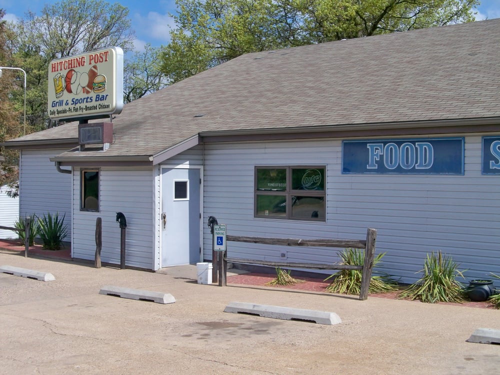 Hitching Post Grill & Sports Bar Restaurants E5646 Lakeshore Dr