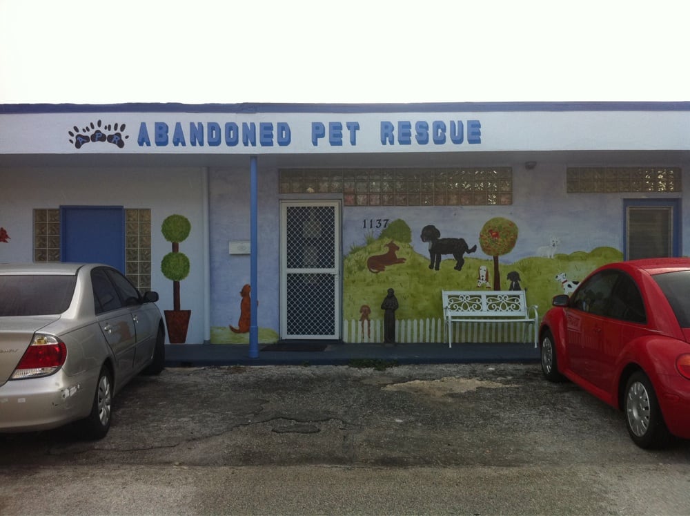 Abandoned Pet Rescue Animal Shelters 1135 NE 9th Ave Fort