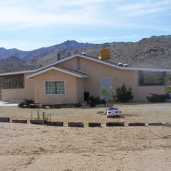 Quality Petsitting and Boarding logo