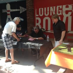 Yorktown Shopping Center - Mike Ditka is in da mall! - Lombard, IL ...