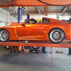 Johnny's Mufflers Plaza