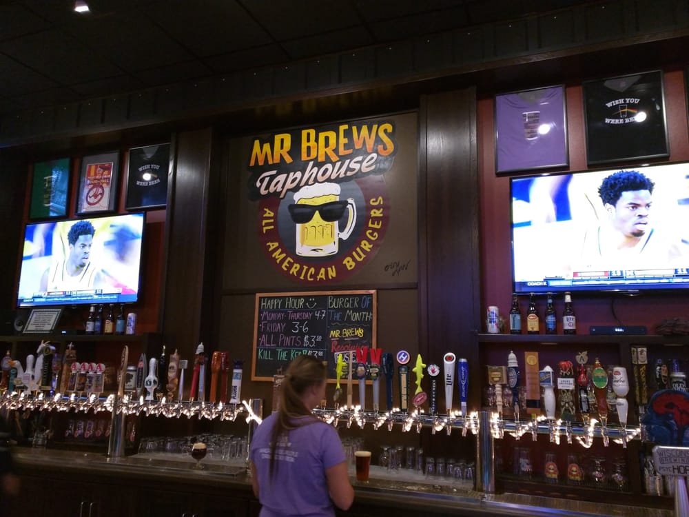 Mr. Brews Taphouse All American Burgers 34 Photos Pubs Junction