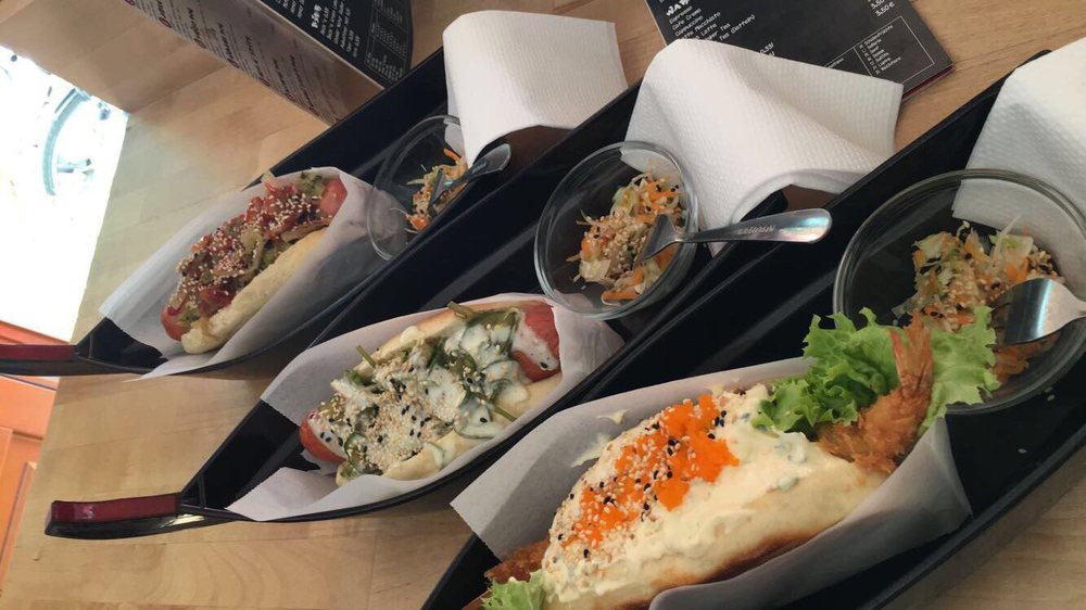 Oishii Hot Dog