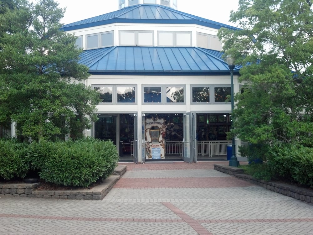 Carousel At Coolidge Park 19 Photos Amusement Parks Chattanooga
