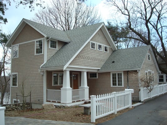 Cabots Cape Cod grey stain with Benjamin Moore softgloss white trim