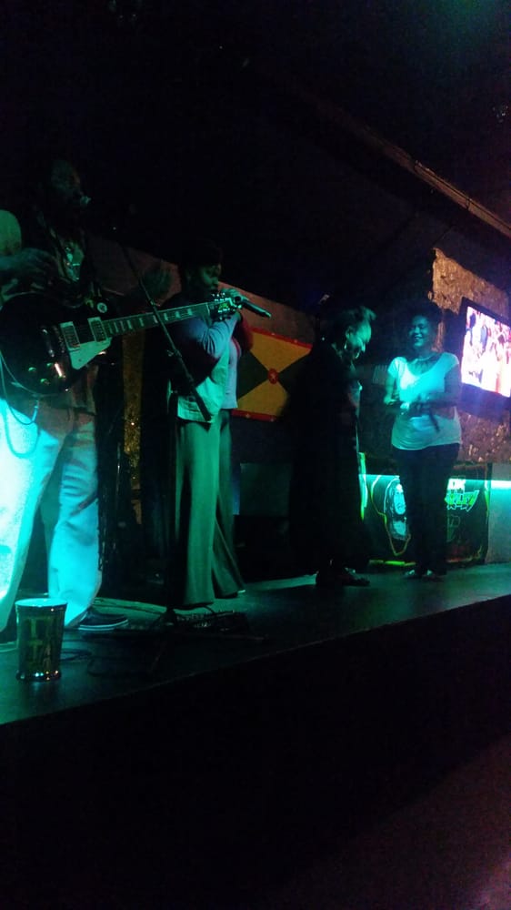 Heroes Lounge 13 Photos Lounges Lake Highlands Dallas, TX