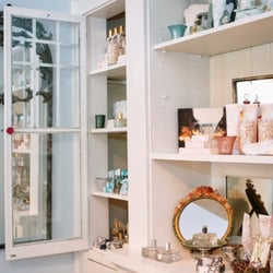 The House Of Avalon vintage clothing store to open in High. Violet