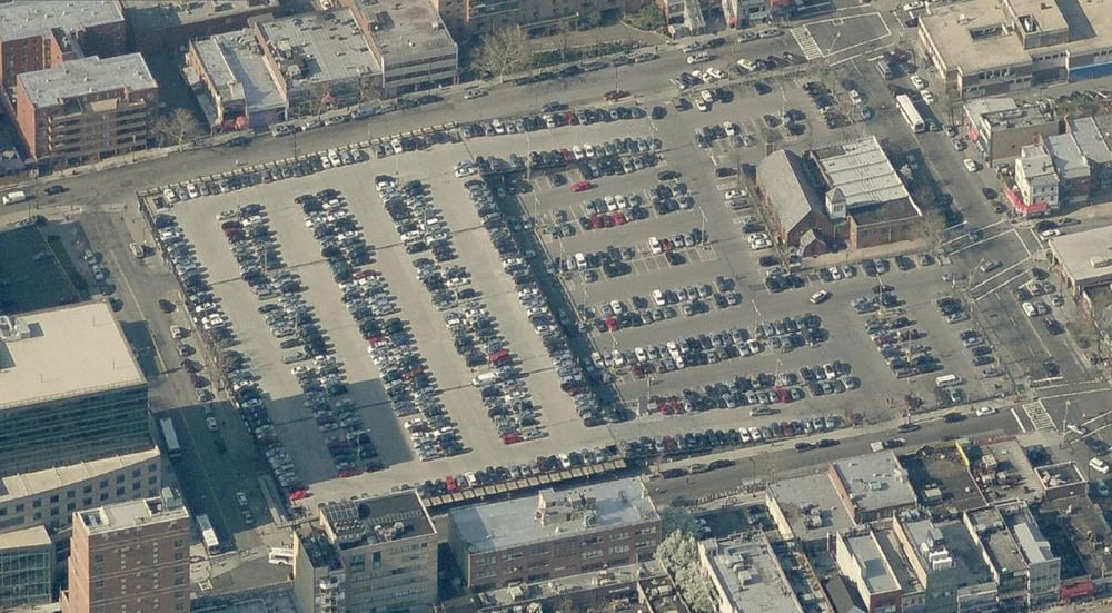 Flushing 1 Municipal Parking Field 17 Photos Parking Downtown