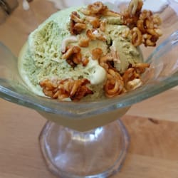 Modan Artisanal Ramen logo