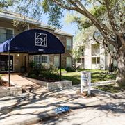Limerick Apartments 201 S Chaparral St Corpus Summer House Apartment Homes By Conam Management