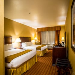 Holiday Inn Express Suites Corona 33 Photos 35 Reviews Photo Of Holiday Inn Express Suites Corona Ca United States